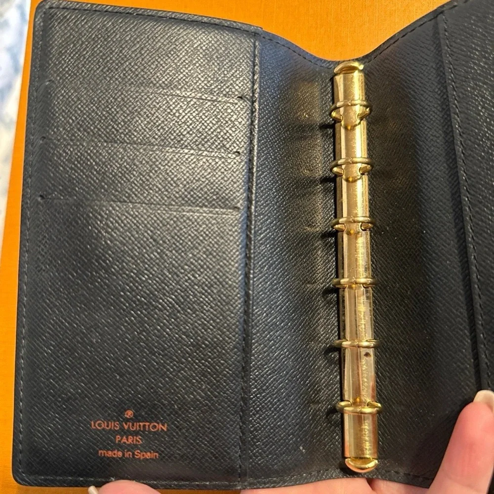 EUC Louis Vuitton Epi agenda PM - Picture 4 of 7